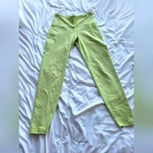 Go Dry Leggings, Size Medium